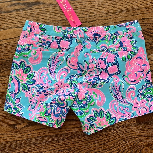 Lilly Pulitzer Callaghan stretch short in "Jungle Sunrise" - size 4 - NWT - Picture 6 of 9